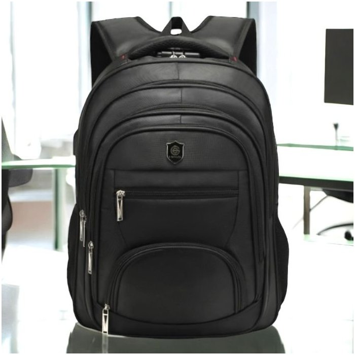 MOCHILA PREMIUM 7 CIERRES MULTIPLES COMPARTIMENTOS NEGRA