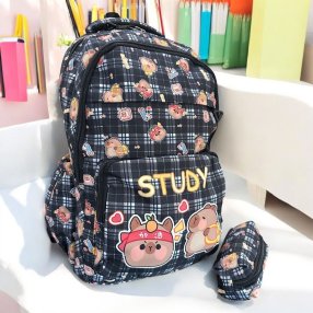 Mochila Capybara  Escoses con Lapicera Negro