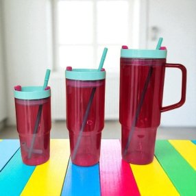 TRÍO VASOS TRASLUCIDOS ROJO TAPA AQUA