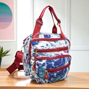 Crossbody tipo mochila 6 cierres Estampado Manchas Rojo