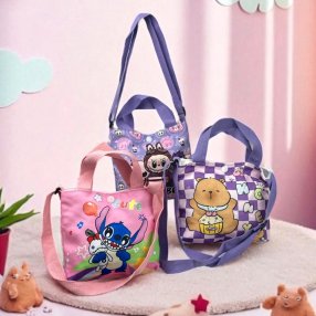Pqte. 3 PZAS MINI CROSSBODY DISEÑO SURTIDO (STITCH, CAPYBARA  Y LABUBU)
