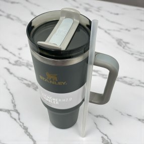 Termo premium stanley color liso Gris
