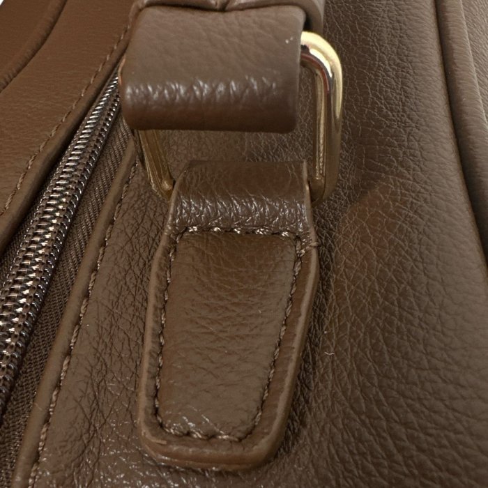 Cross tipo maleta KR Blanco (Varia poco el tono)