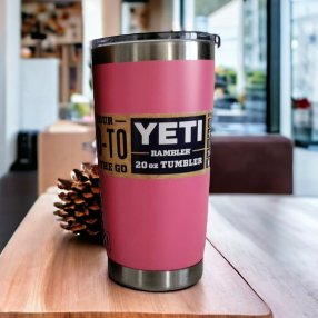 TERMO YETI 30 OZ. CON AGARRADERA LILA