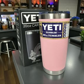 TERMO YETI 20 OZ. PALO DE ROSA
