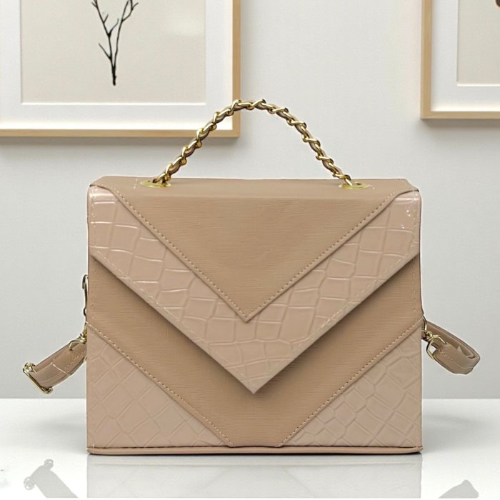 Bolso beige elegante para mujer ideal para eventos y uso diario