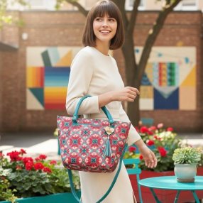 Bolsa Jazmín Flores Aqua Con Bolsa Frontal Tipo Organizador