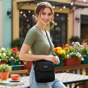 Bolso cross negro compacto para mujer ideal para uso diario