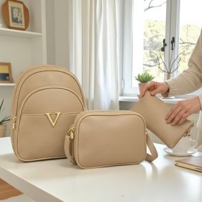 Set de mochila crema y cosmetiqueras – ideal para uso diario