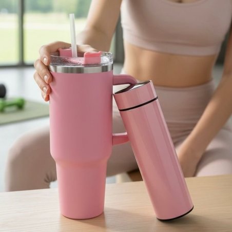 Dúo de termos térmicos con tapa y popote – set práctico y moderno