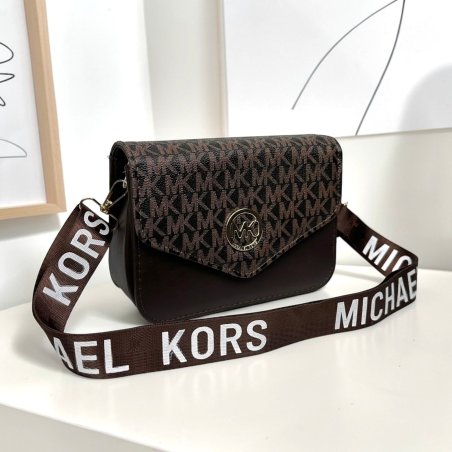 Crossbody  cafe oscuro con correa ajustable – estilo moderno