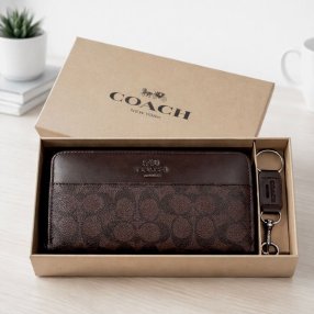 Cartera para dama con accesorio, presentación tipo regalo