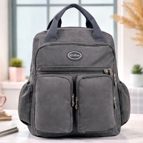 Mochila tipo kipling con 6 compartimetos Gris