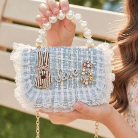 Mini bolsita para niña con perlas y cadena