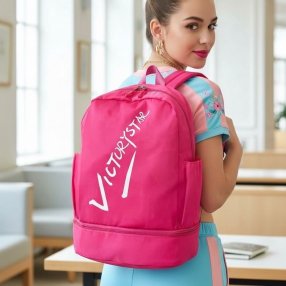 Mochila deportiva amplia con compartimento inferior