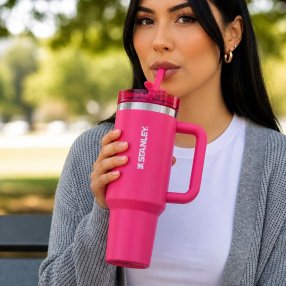 Termo premium con asa y popote de alta capacidad