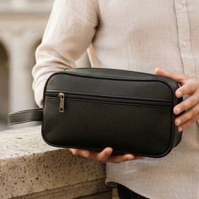 Organizador de mano para caballero práctico y elegante