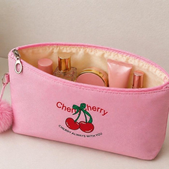 Cosmetiquera amplia con diseño cherry