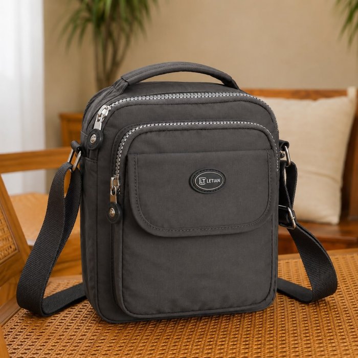 Bolso cross gris compacto para mujer ideal para uso diario