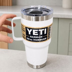 Termo YETI Rambler 30 oz con Asa – 887 ml