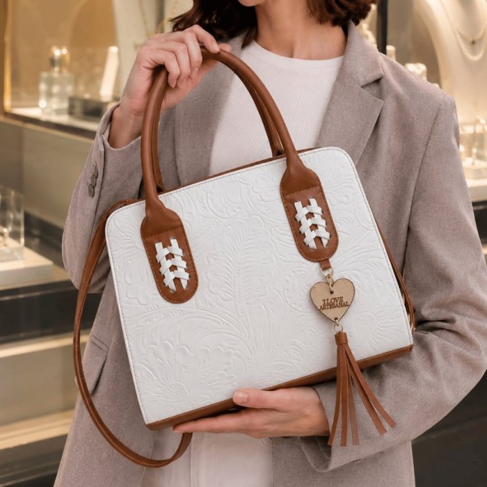Bolsa Dama Elegante con Grabado y Correa Removible