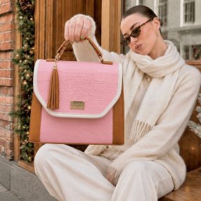 Bolsa-Mochila Dama Convertible con Textura Tipo Cocodrilo