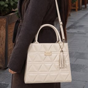 Bolsa Dama Estructurada Acolchada 30x12x27 cm